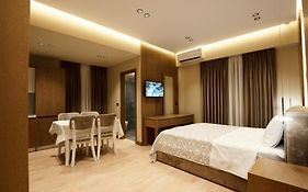 Sunny Hill Boutique Hotel